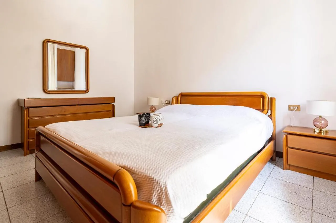 Navigli-Style Apartment Milan